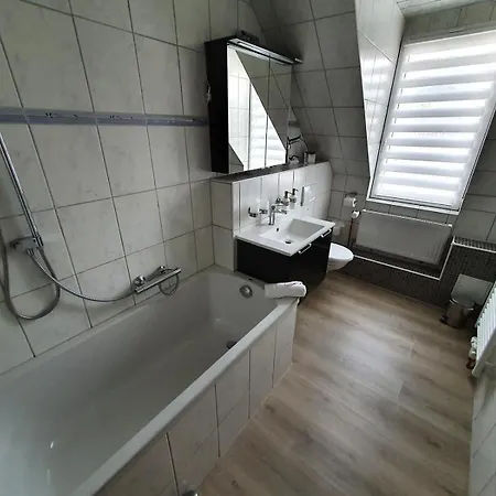 Wohlfuehl-wohnung Mit Sternekomfort Und Xl Balkon In * Tanne