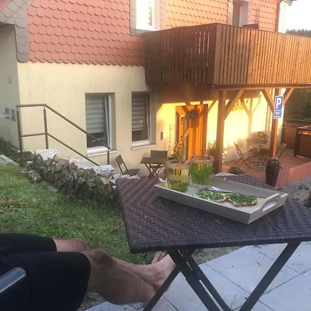 Wohlfuehl-wohnung Mit Sternekomfort Und Xl Balkon In * Tanne